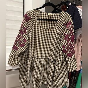 Boutique Plus Size gingham top